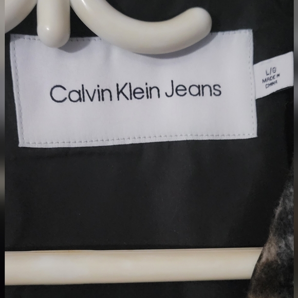 CalvinKlein Jeans Plaid Jacket - Picture 2 of 4